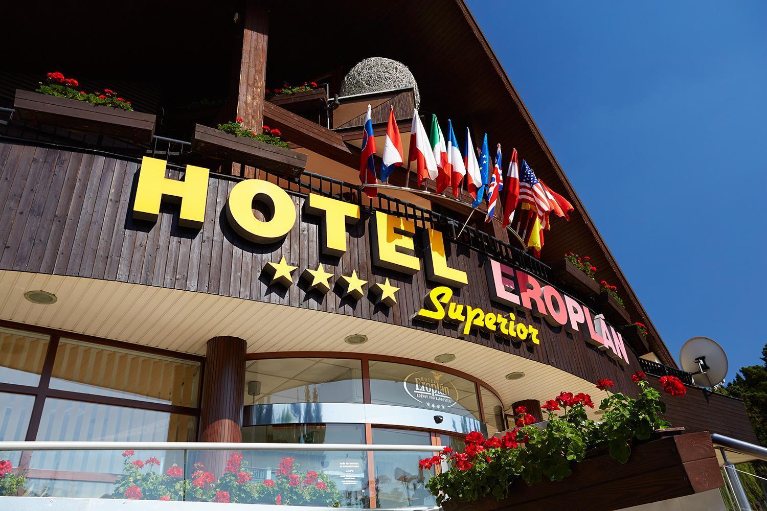 Hotel Eroplan Roznov pod Radhostem Exterior photo